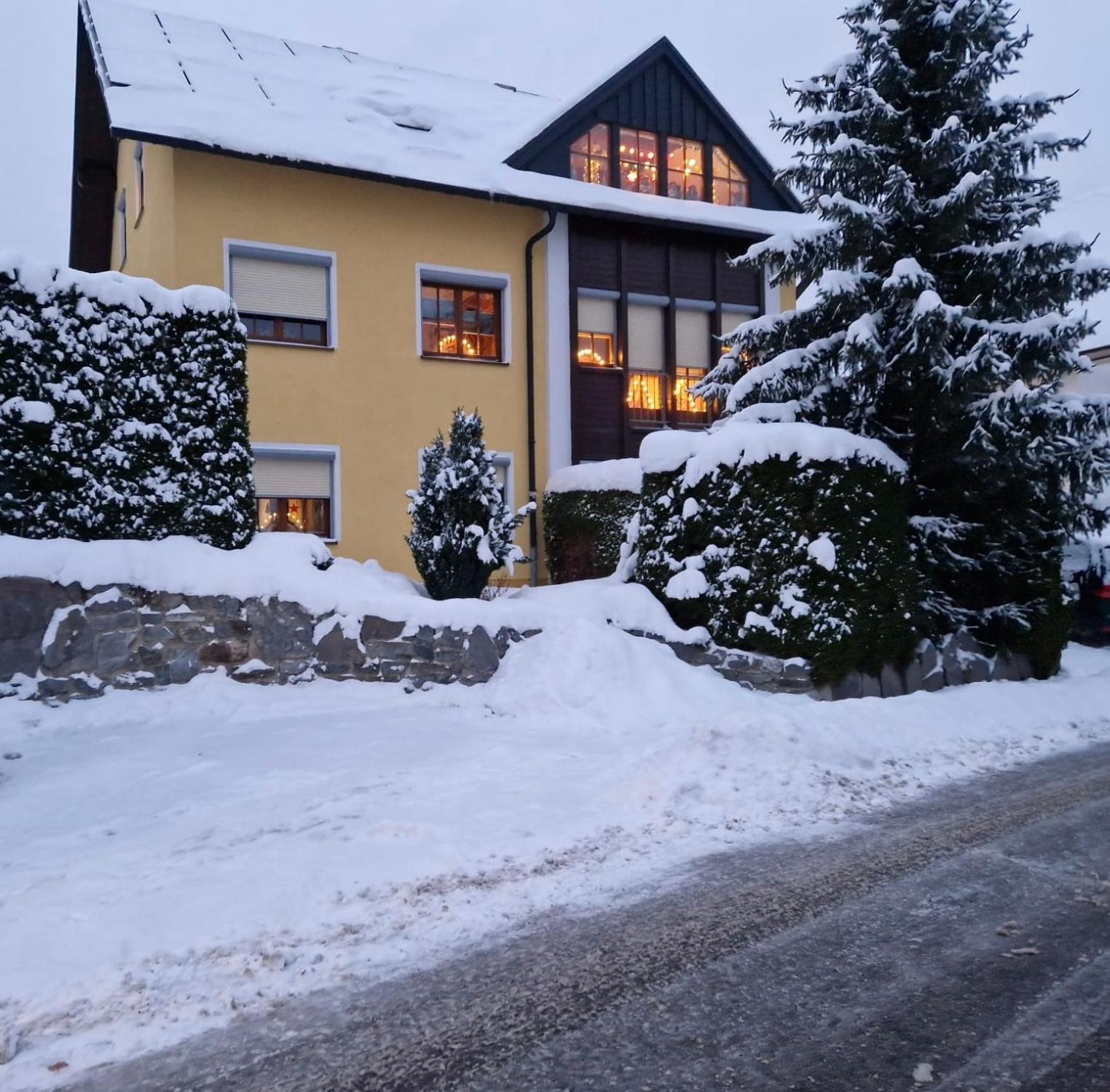 Ferienwohnung Heike Strobel Schwarzenberg  Exterior foto